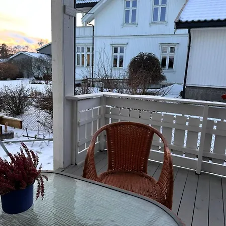 Great House Hamar, Close To Mjosa At Domkirkeodden Hamar (Hedmark)