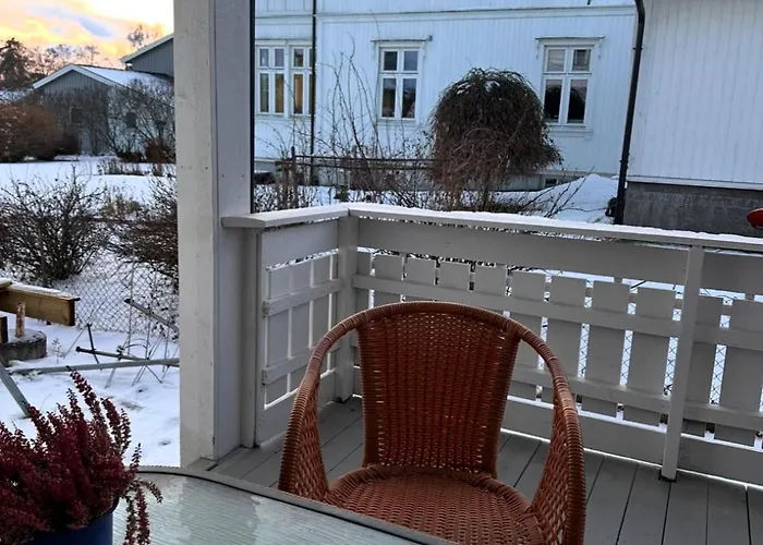 Great House Hamar, Close To Mjosa At Domkirkeodden Hamar (Hedmark)