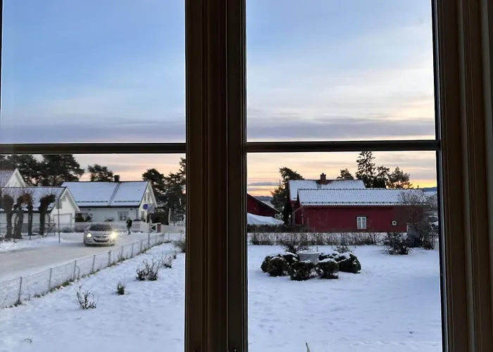 Great House Hamar, Close To Mjosa At Domkirkeodden *